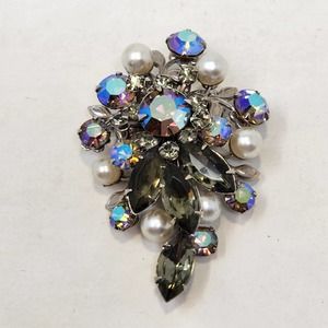 Silver Tone Faux Pearl AB Crystal Cluster Brooch Pin Silver Tone Prong Setting